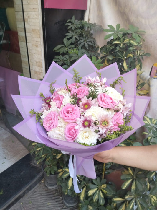 Букет цветов ко Дню святого Валентина