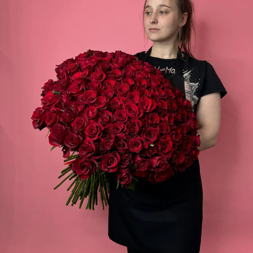 Букет из Лилия и 51 красной эквадорской розы